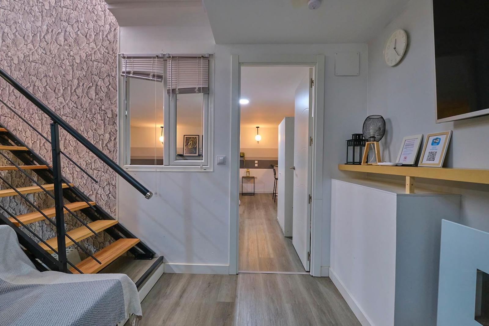 Apartment Centricos Con Banera Jacuzzi Hidromasaje Romantico Madrid